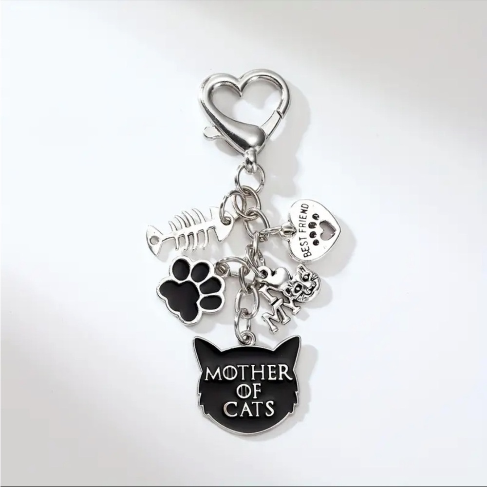 Mother of Cats Hearted Clasp Keychain-NEW - Picture 2 of 4